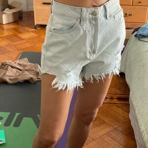 Light Wash Highest Rise Shorts Wild Fable Size 2 Button Close Shorts Denim Fray